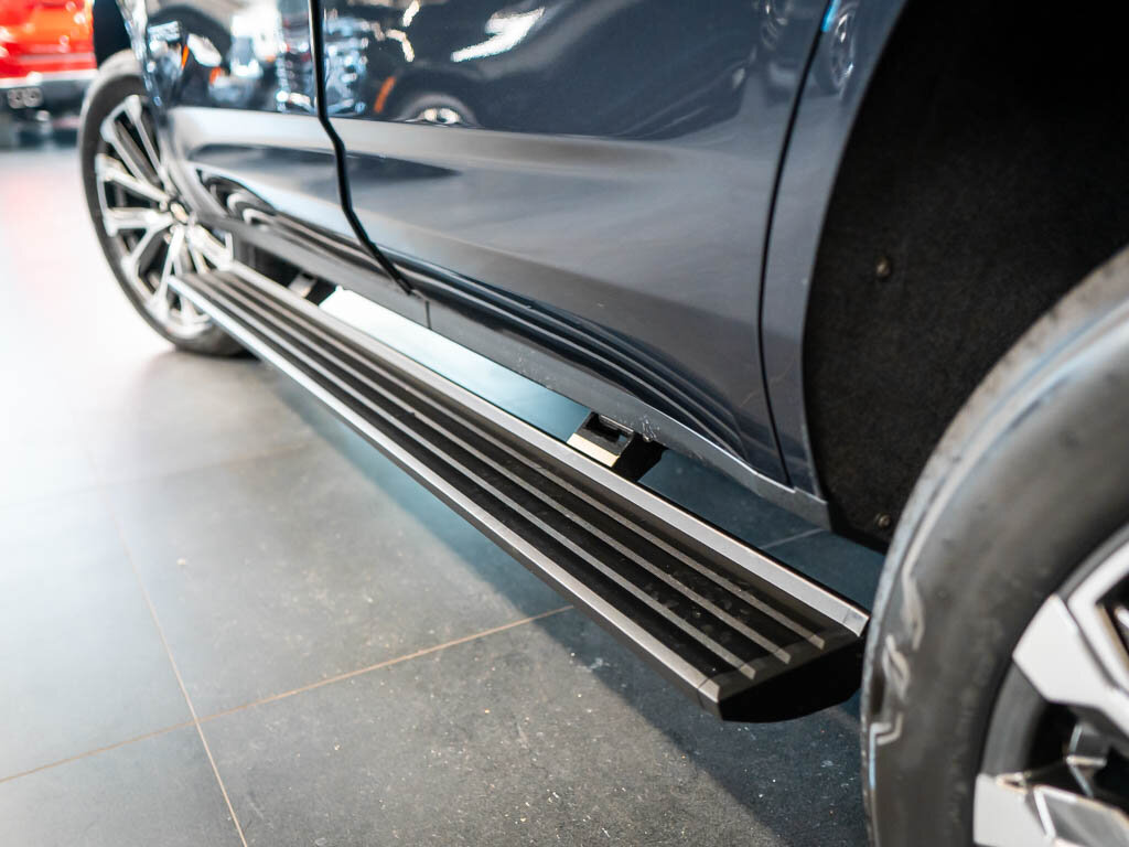 Chevrolet Tahoe SUV 6,2 l 313 kw