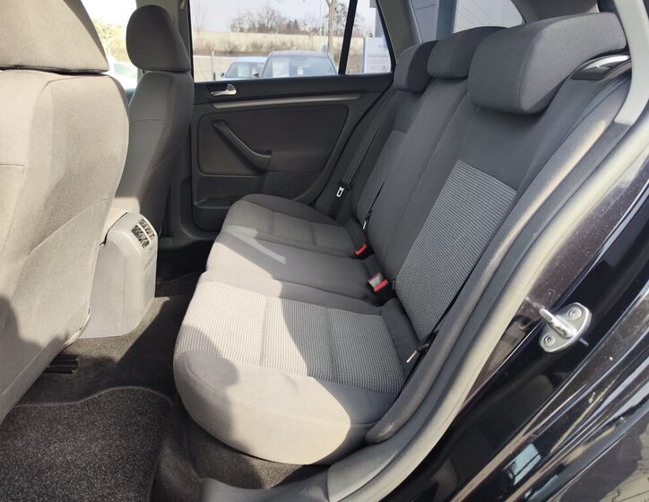 Volkswagen Golf Kombi 1,9 l 77 kw