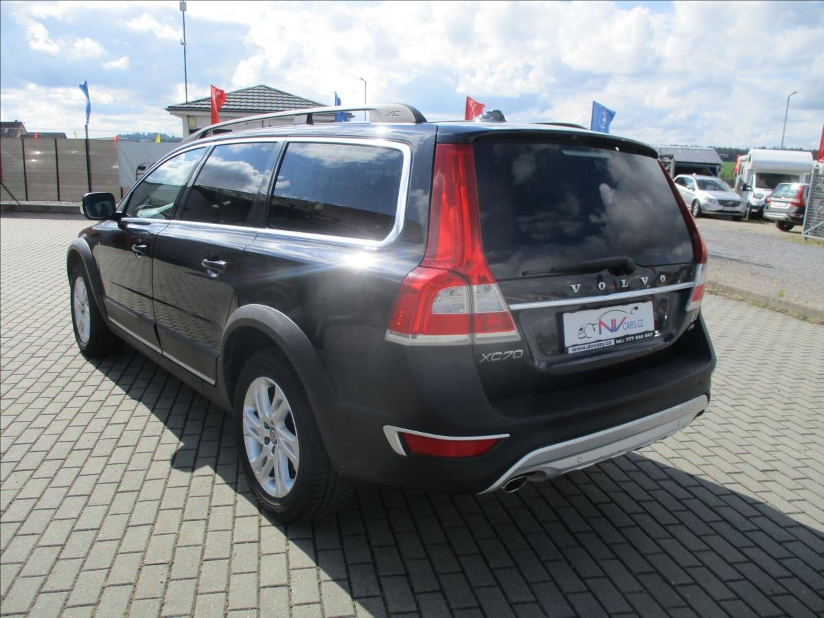 Volvo XC70