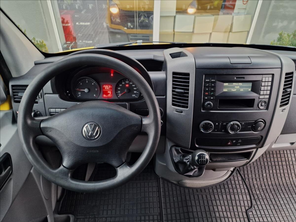 Volkswagen Crafter Skříň 2,0 l 100 kw