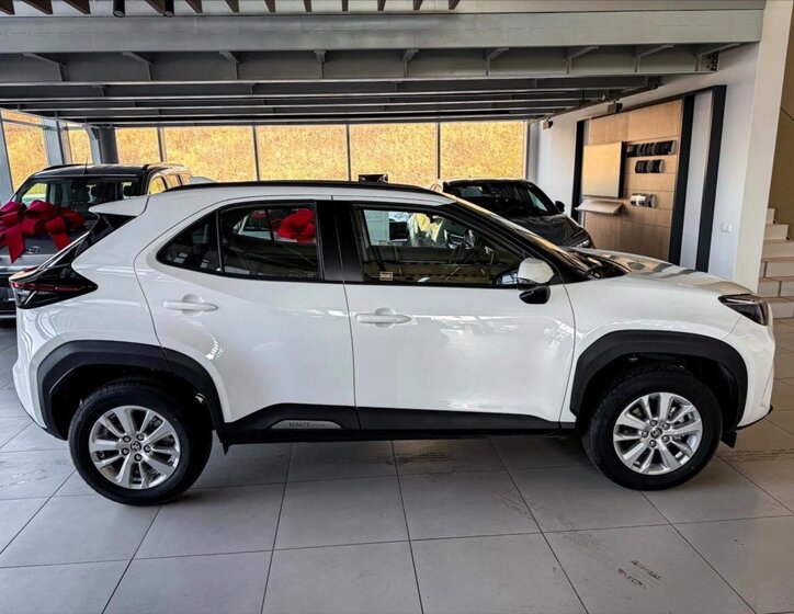Toyota Yaris Cross SUV 1,5 l 85 kw