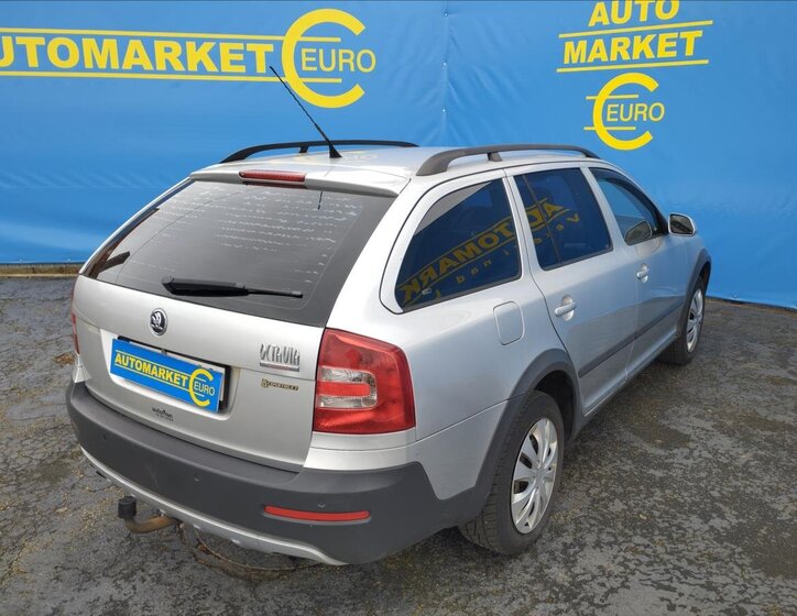 Škoda Octavia Kombi 2,0 l 103 kw