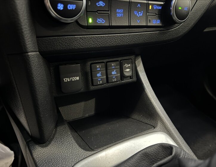 Toyota Auris Hatchback 1,6 l 97 kw