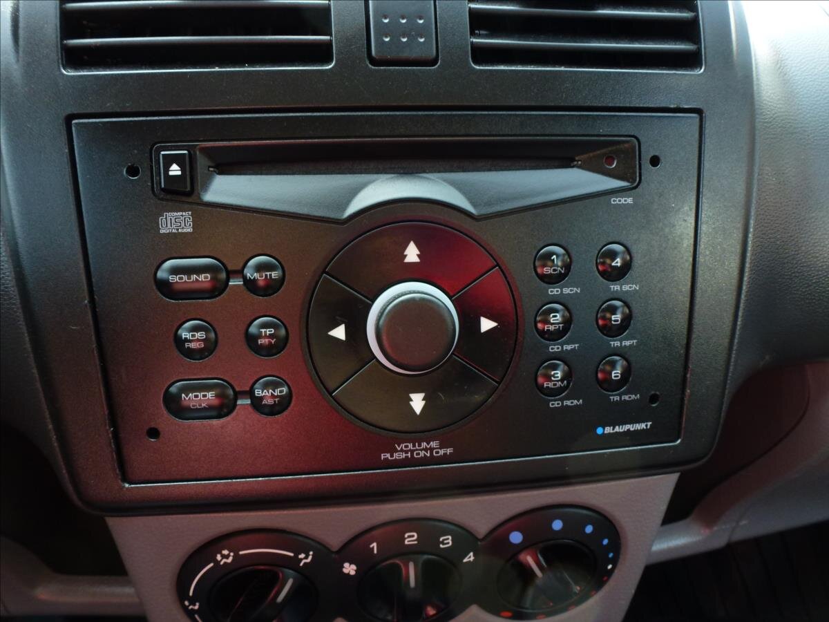 Suzuki Ignis Kombi 1,5 l 73 kw