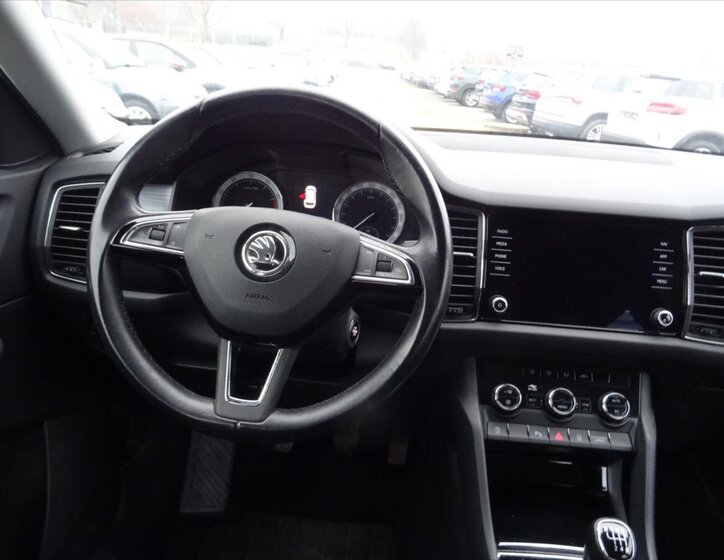 Škoda Kodiaq SUV / Terénní 1,5 l 110 kw