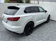 Volkswagen Touareg Kombi 3,0 l 210 kw