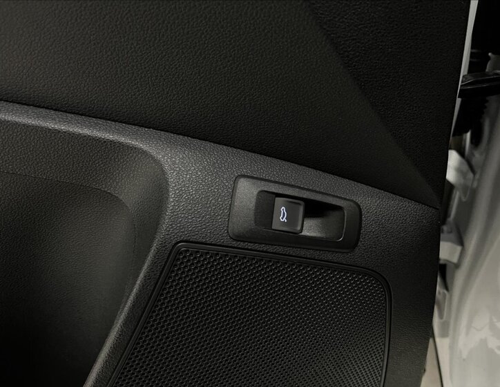 Škoda Karoq SUV 1,5 l 110 kw