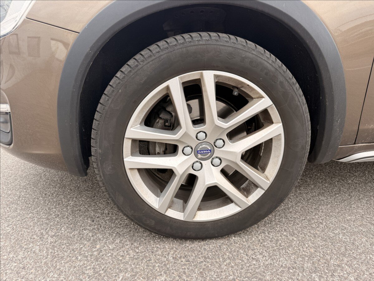 Volvo V60 Kombi 2,0 l 180 kw