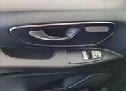 Mercedes-Benz Vito 12