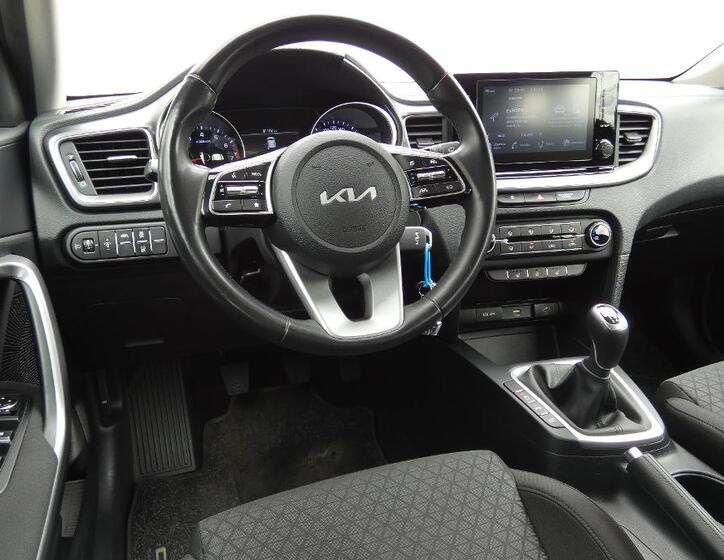 KIA Ceed 5