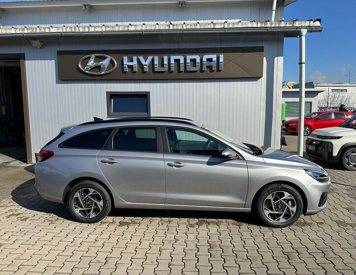 Hyundai i30 Kombi 1,6 l 110 kw