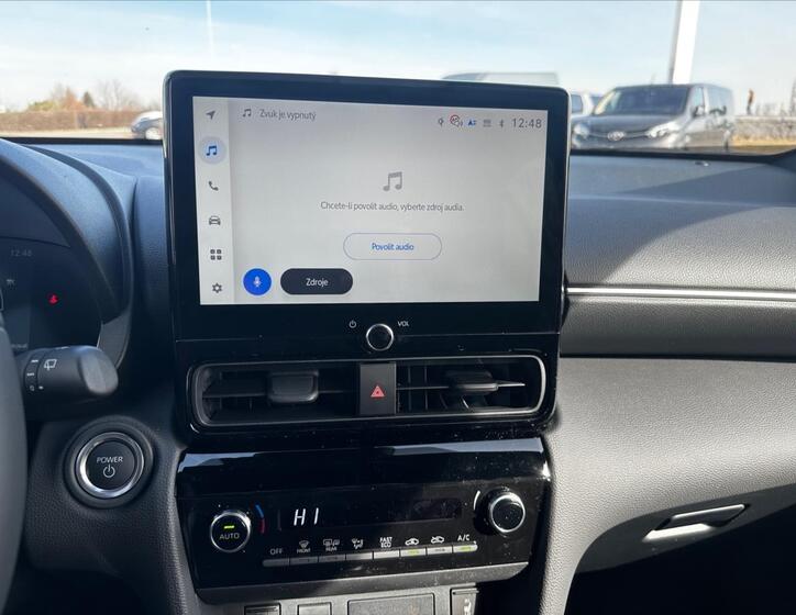 Toyota Yaris Cross 10