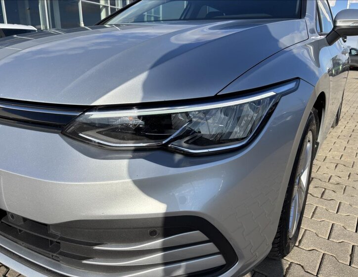 Volkswagen Golf Kombi 1,5 l 110 kw