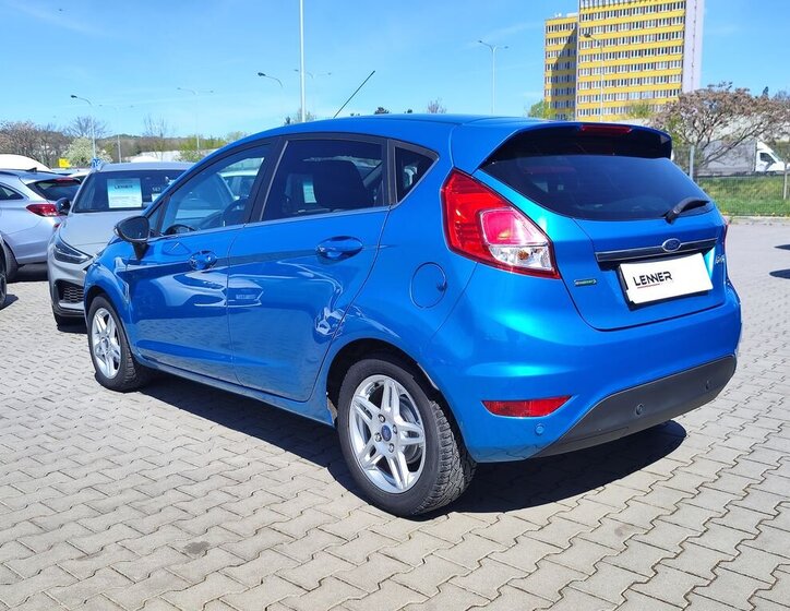 Ford Fiesta Hatchback 998,0 74 kw