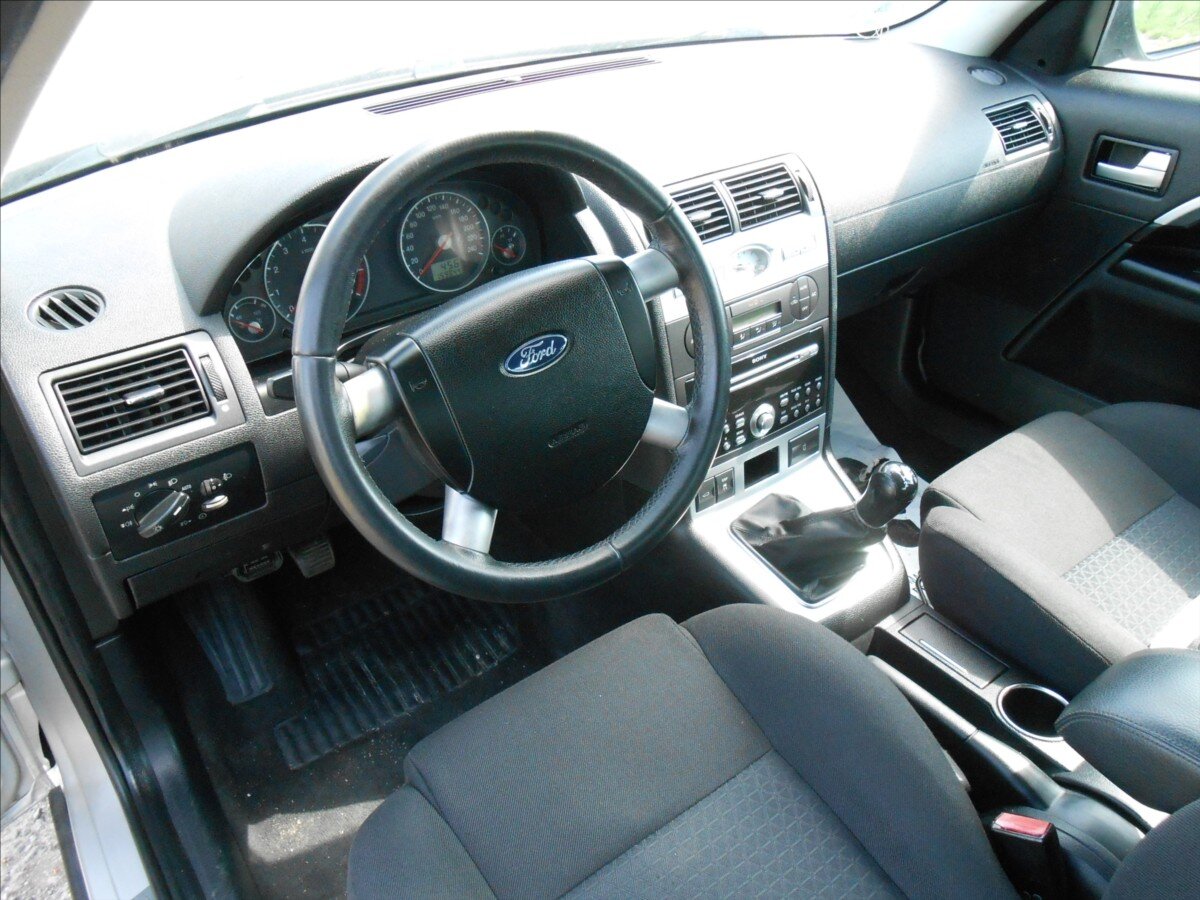 Ford Mondeo Liftback 1,8 l 92 kw