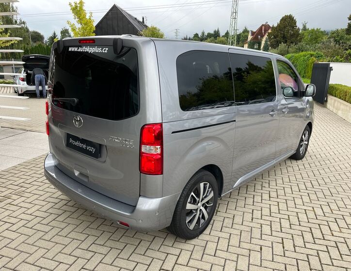 Toyota ProAce Verso 6