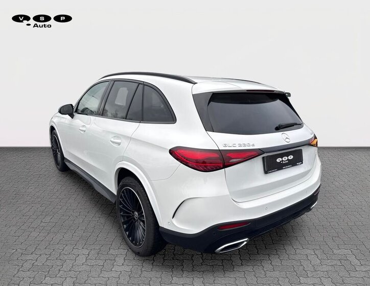 Mercedes-Benz GLC SUV / Terénní 2,0 l 145 kw