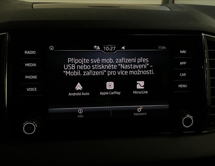 Škoda Karoq SUV / Terénní 1,5 l 110 kw