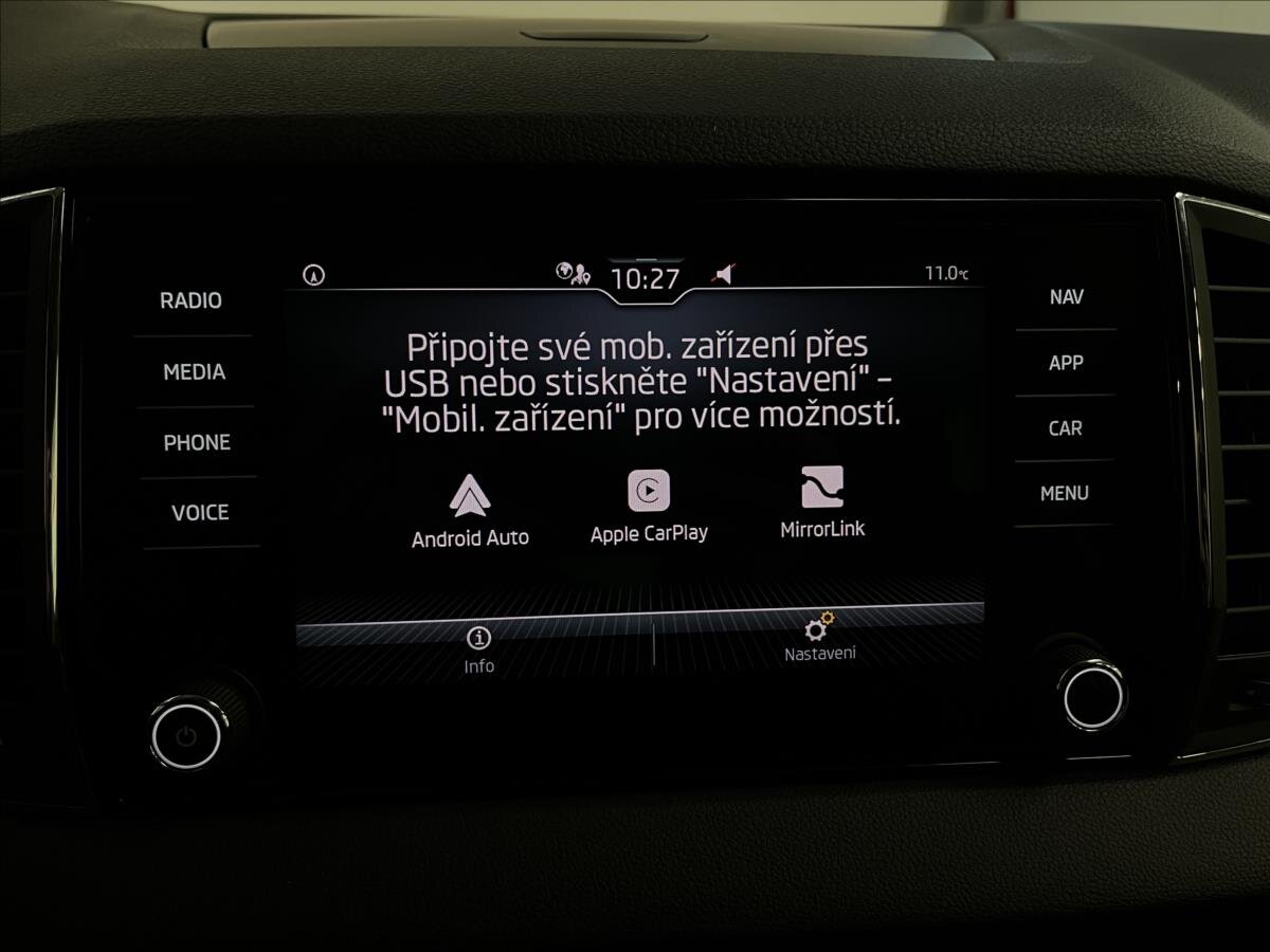 Škoda Karoq SUV / Terénní 1,5 l 110 kw