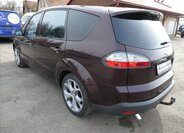 Ford S-MAX MPV 2,0 l 107 kw