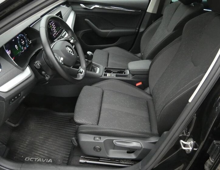 Škoda Octavia 18