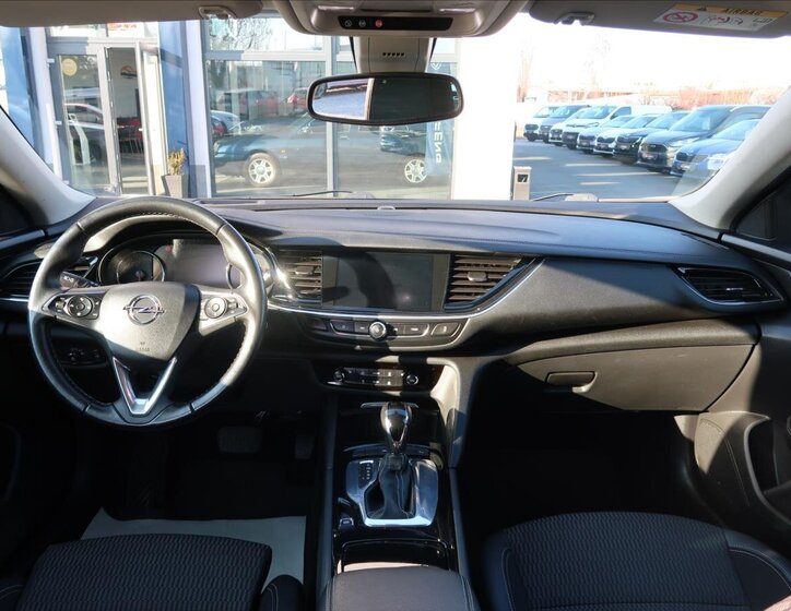 Opel Insignia Kombi 2,0 l 125 kw