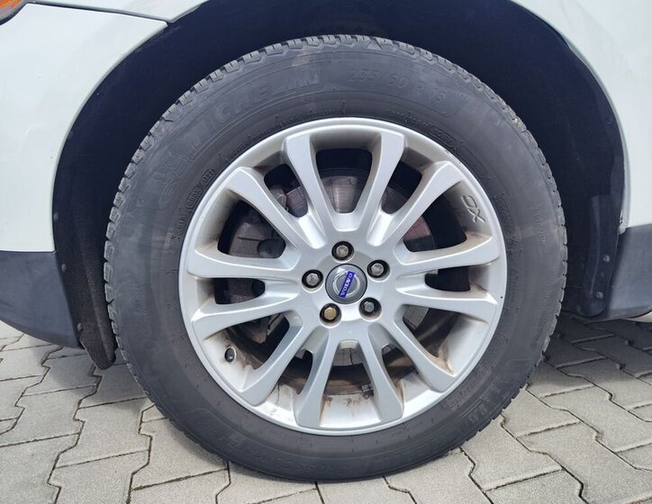 Volvo XC60 SUV / Terénní 2,4 l 136 kw