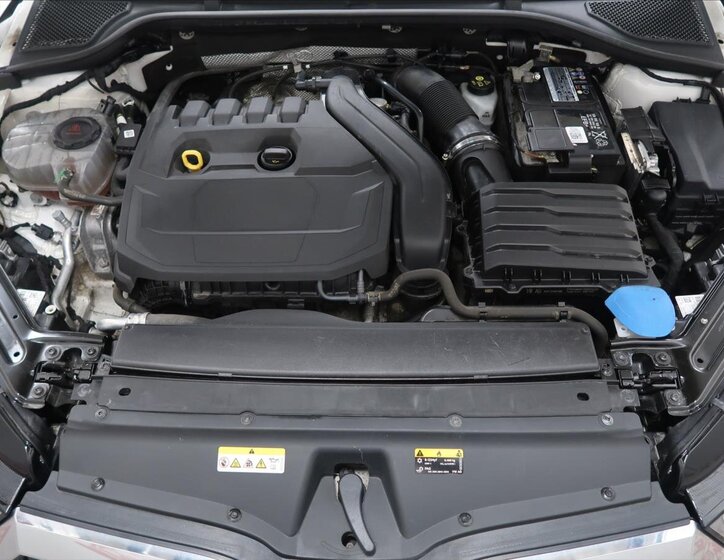 Škoda Octavia Sedan / Limuzína 1,5 l 110 kw