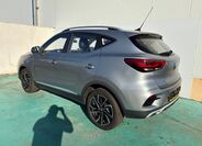 MG ZS 4