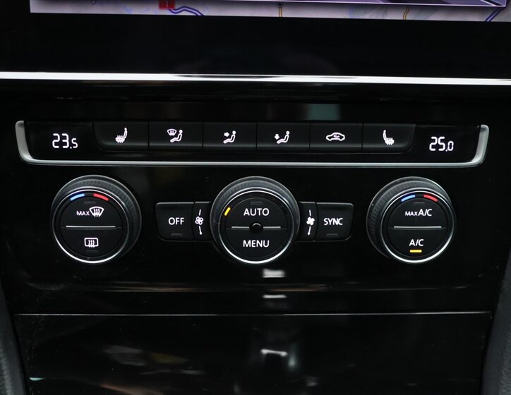 Volkswagen Golf Hatchback 2,0 l 228 kw