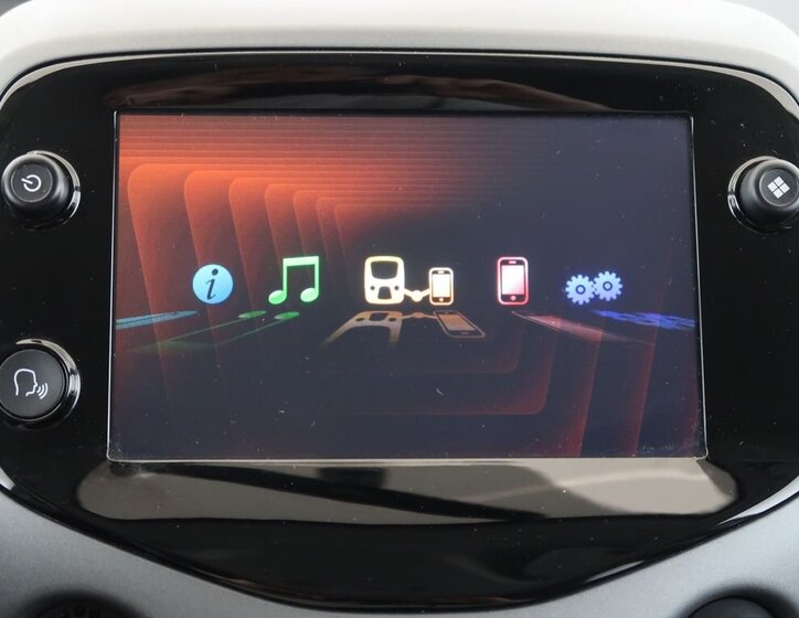 Toyota Aygo Hatchback 998,0 53 kw