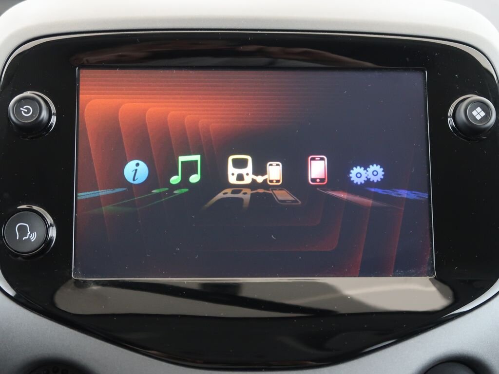 Toyota Aygo Hatchback 998,0 53 kw