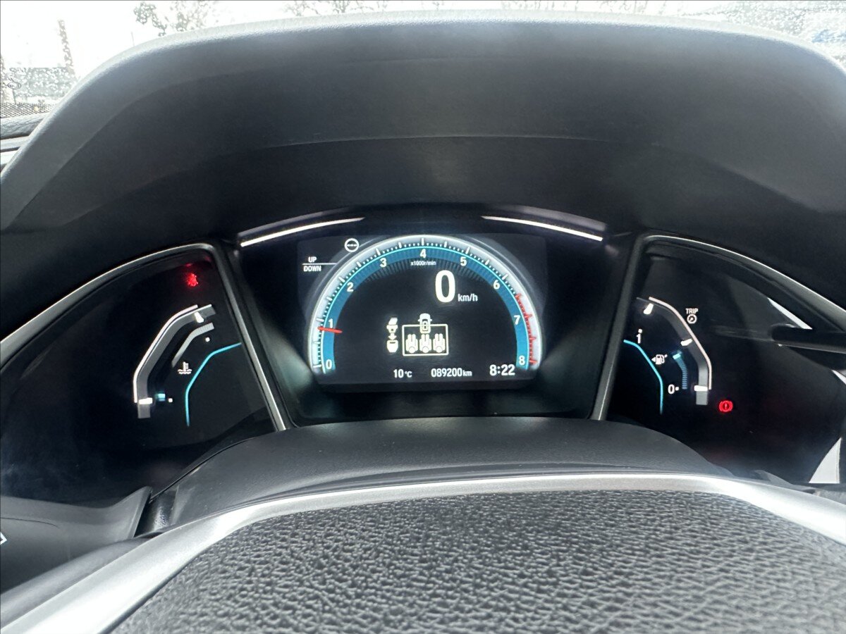 Honda Civic Sedan / Limuzína 1,5 l 134 kw