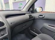 Peugeot 206 25