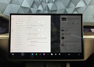 Tesla Model X SUV / Terénní 0,0 493 kw