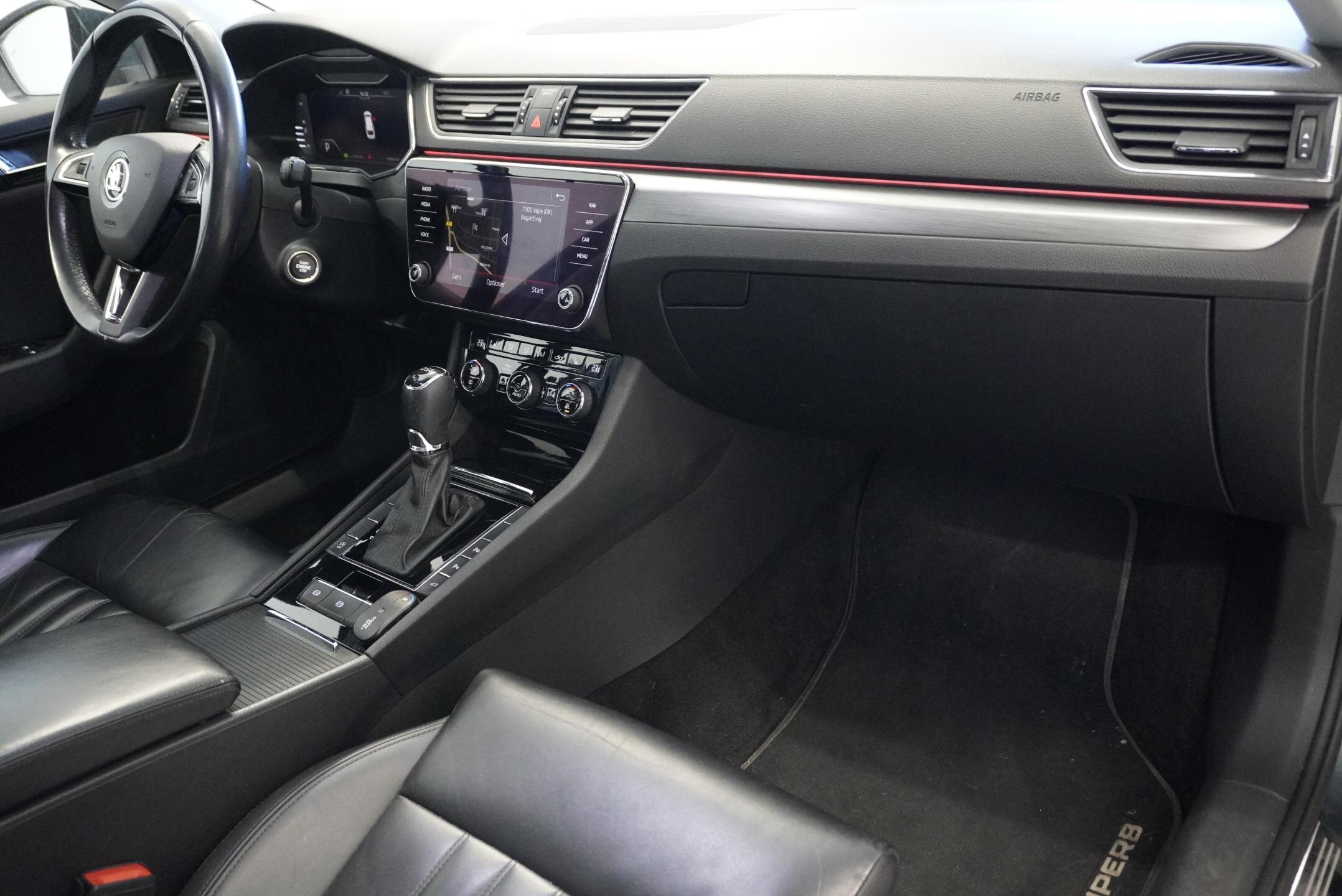 Škoda Superb Kombi 1,5 l 110 kw