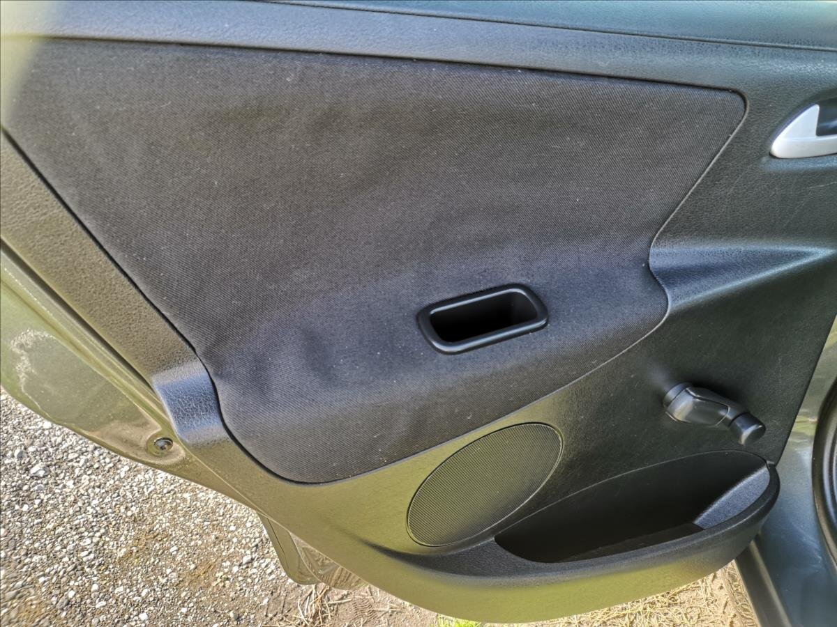 Peugeot 207 Hatchback 1,4 l 70 kw