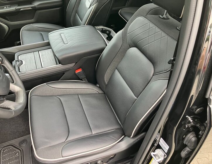 Dodge RAM Pick-up 3,0 l 403 kw