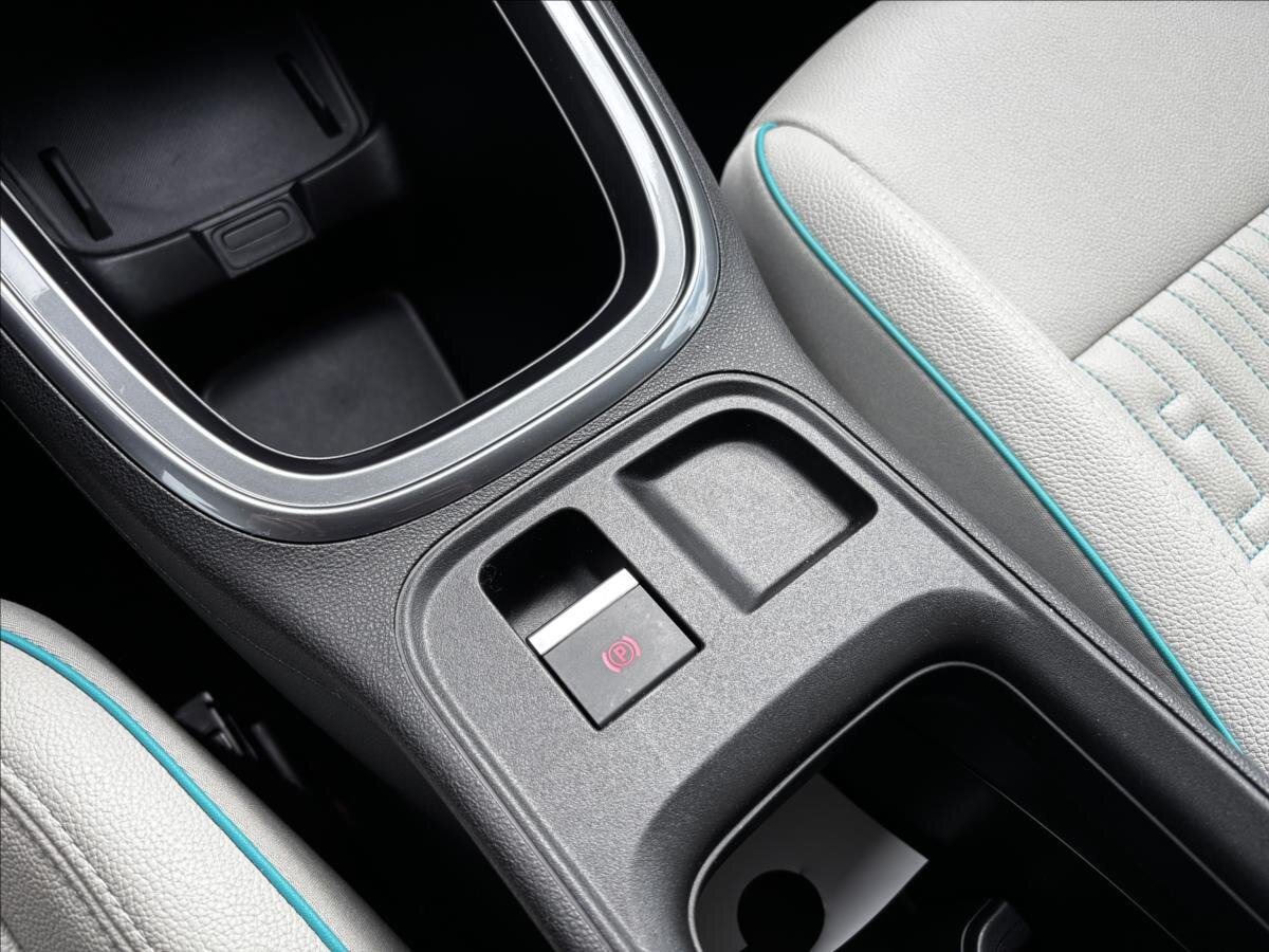 Fiat 600 SUV / Terénní 1,2 l 100 kw