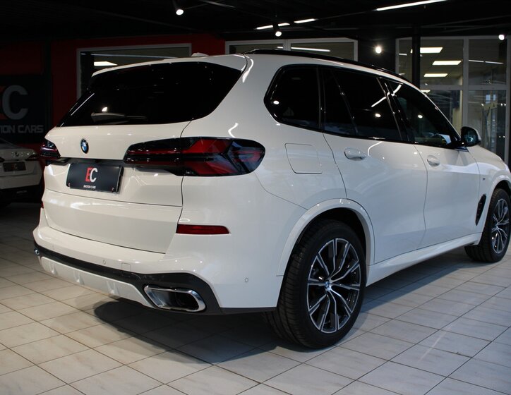 BMW X5 Kombi 3,0 l 210 kw