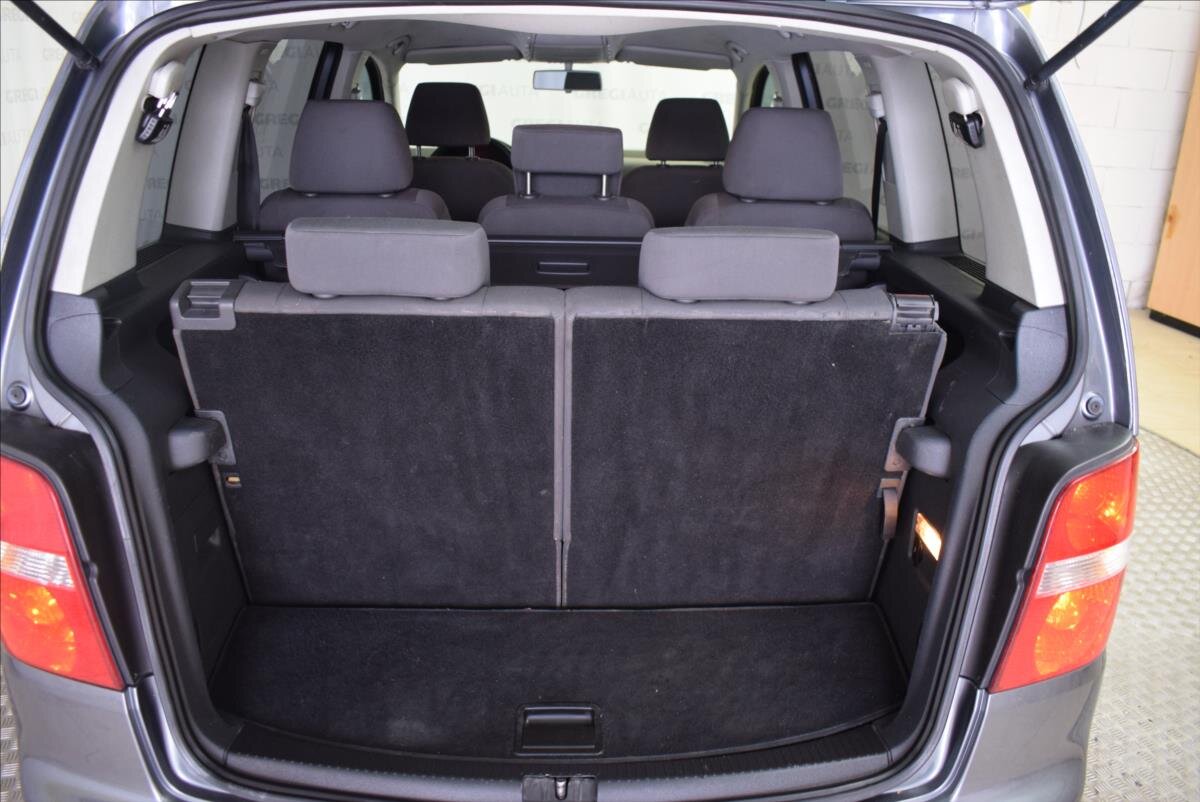 Volkswagen Touran MPV 2,0 l 103 kw