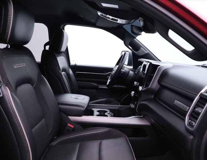 Dodge RAM Pick-up 5,7 l 291 kw