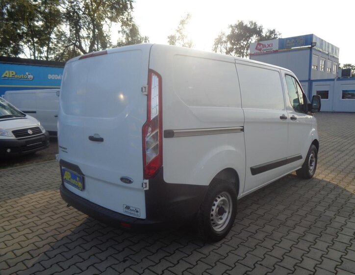 Ford Transit Custom Ostatní 2,0 l 77 kw