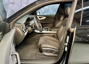 Audi Q8 SUV 3,0 l 210 kw