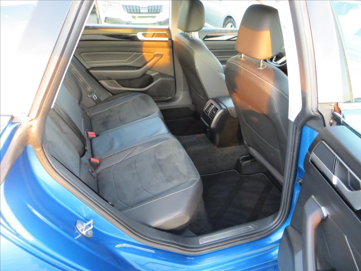 Volkswagen Arteon Kombi 2,0 l 147 kw