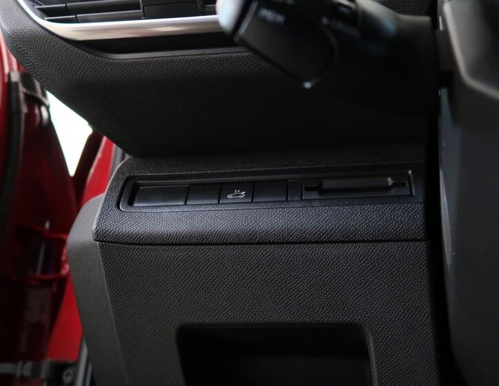 Peugeot 3008 SUV 2,0 l 110 kw