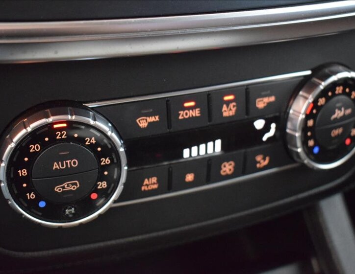 Mercedes-Benz GL SUV 3,0 l 190 kw