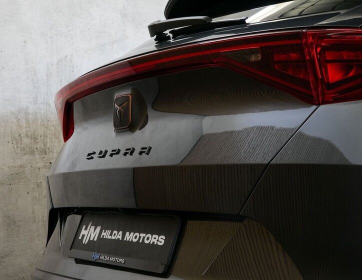 Cupra Formentor SUV / Terénní 2,0 l 110 kw