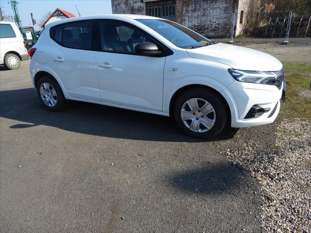 Dacia Sandero Hatchback 999,0 67 kw