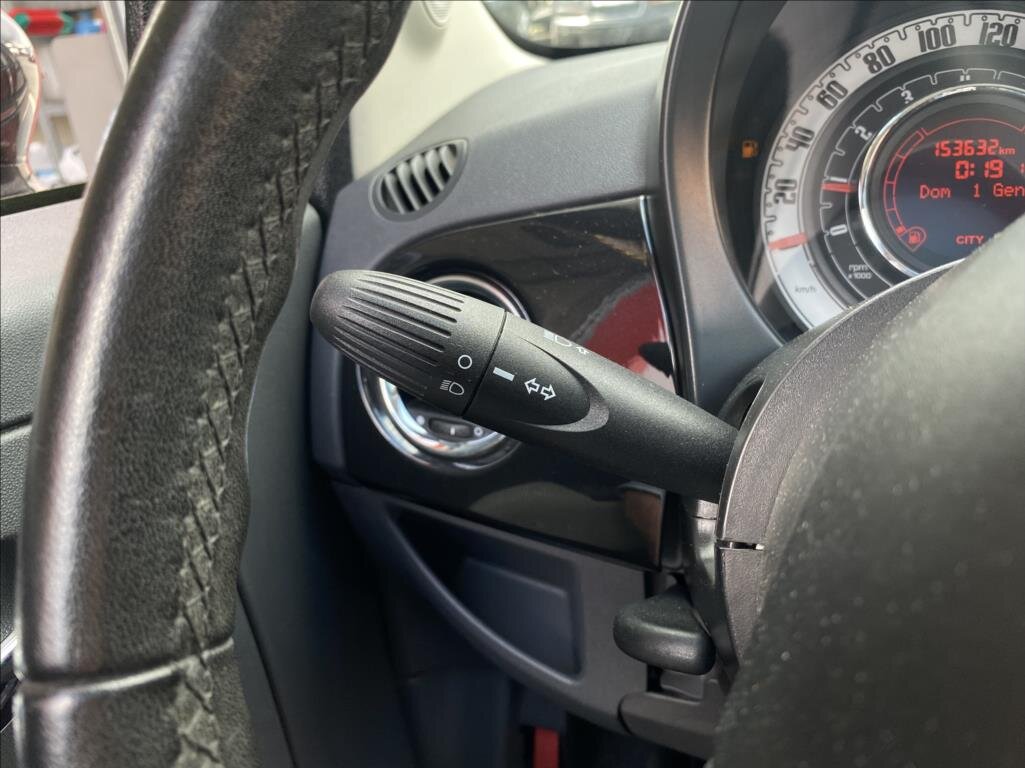 Fiat 500 Hatchback 1,2 l 51 kw